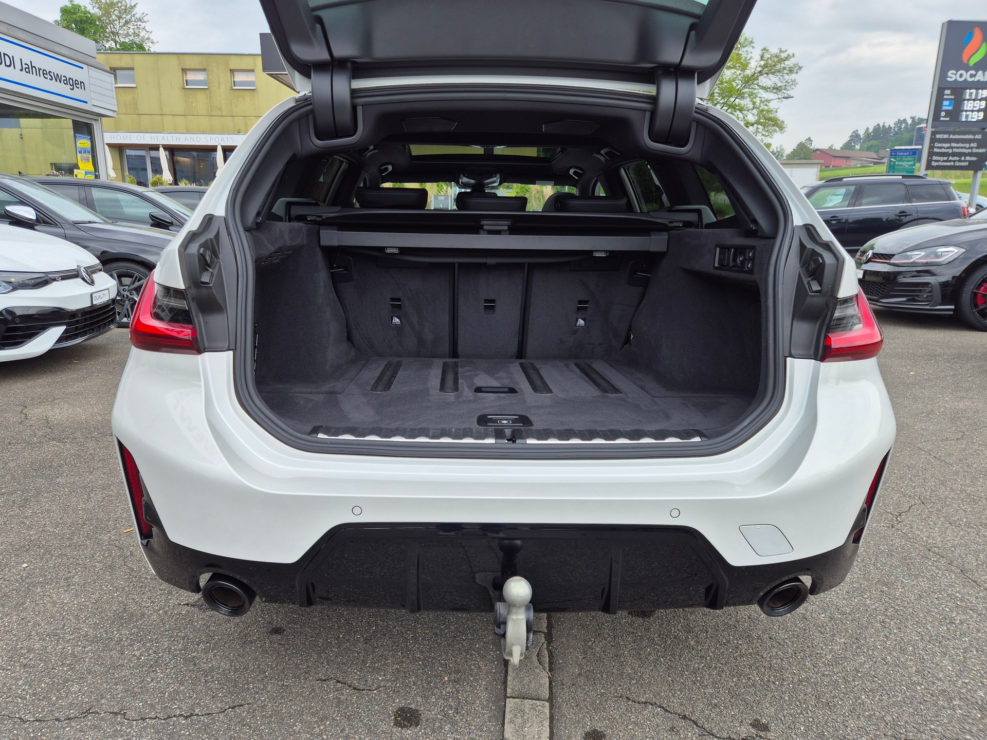 BMW 330i Touring xDrive Steptronic M Sport Pro-image-29