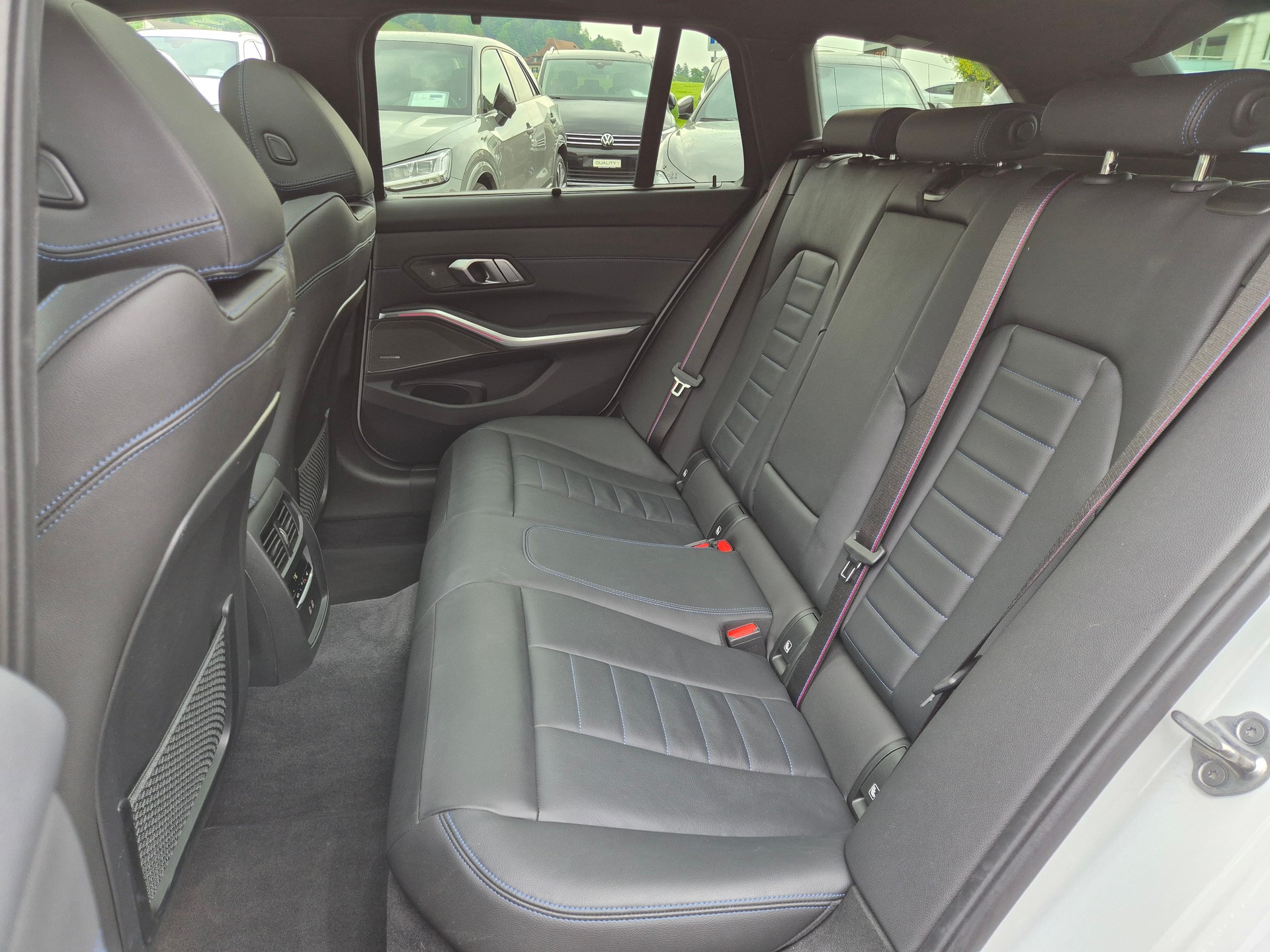 BMW 330i Touring xDrive Steptronic M Sport Pro-image-20