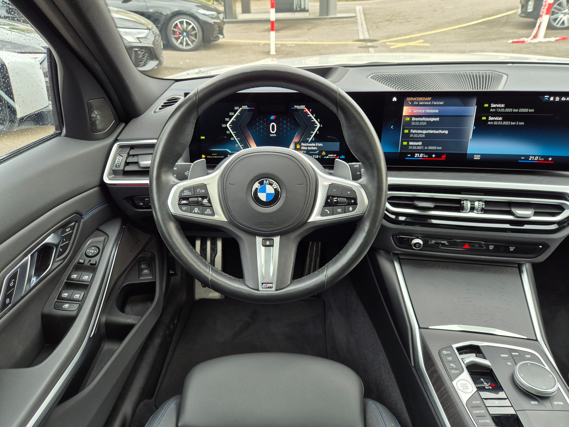 BMW 330i Touring xDrive Steptronic M Sport Pro-image-15