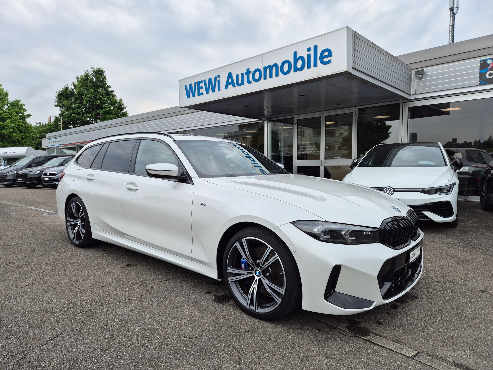 BMW 330i Touring xDrive Steptronic M Sport Pro