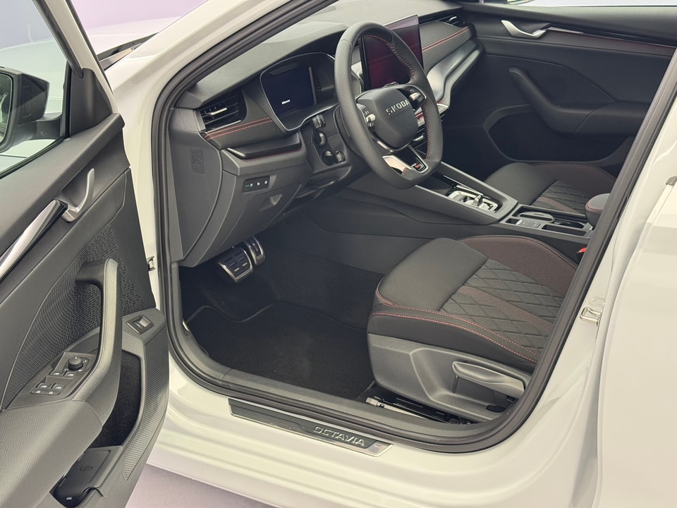 Octavia Combi 2.0 TSI RS DSG