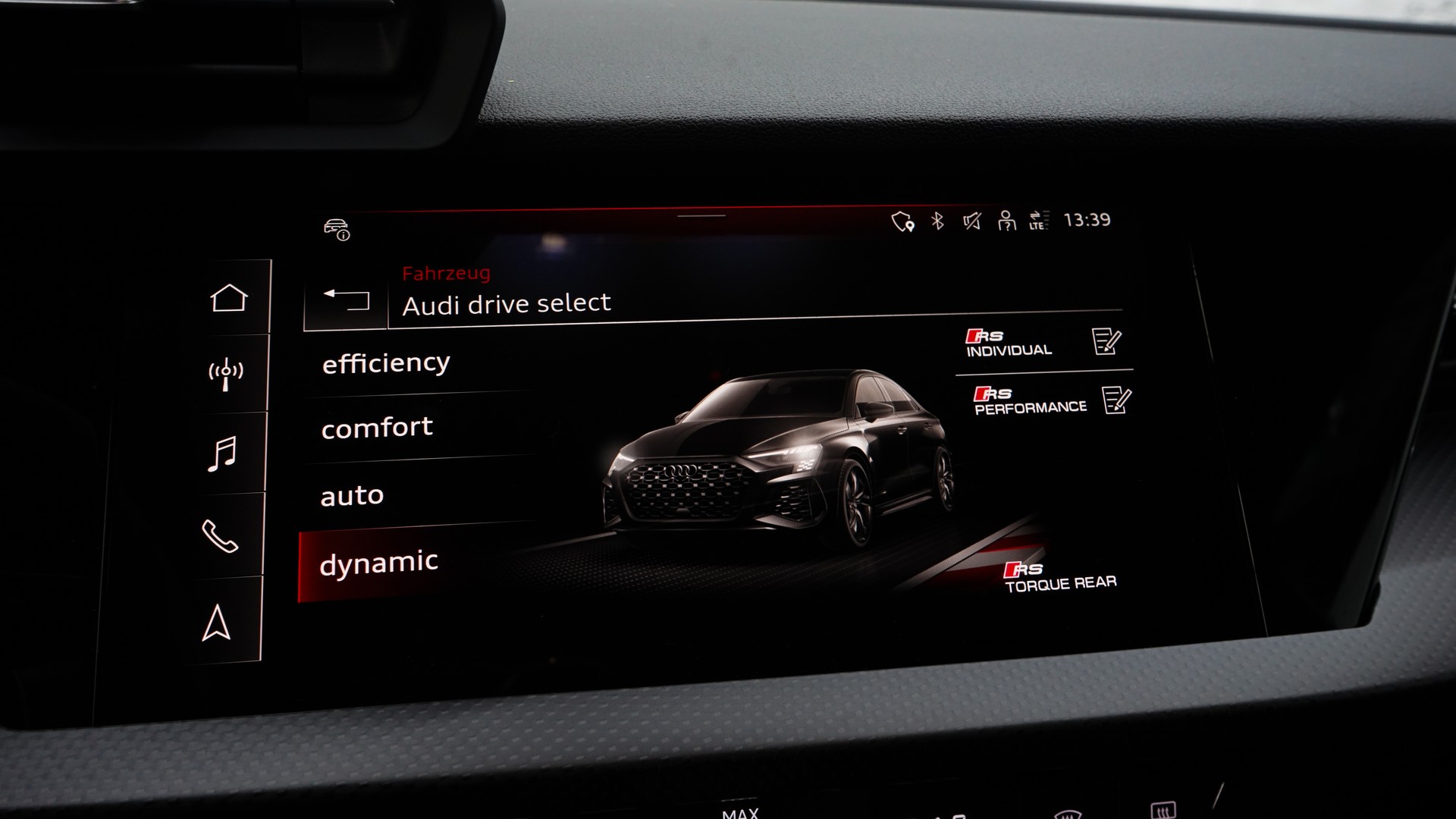 AUDI RS3 Limousine 2.5 TSI Performance quattro-image-26