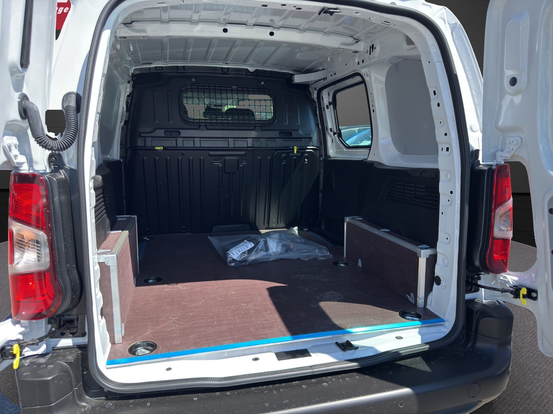 CITROEN BERLINGO M 1.5 s/s First-image-6
