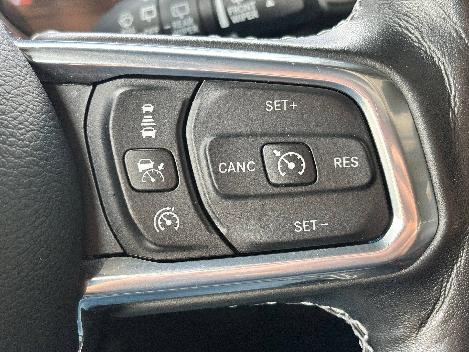 JEEP Wrangler 2.0 PHEV Unlimited 80th Anniversary Automatic-image-29