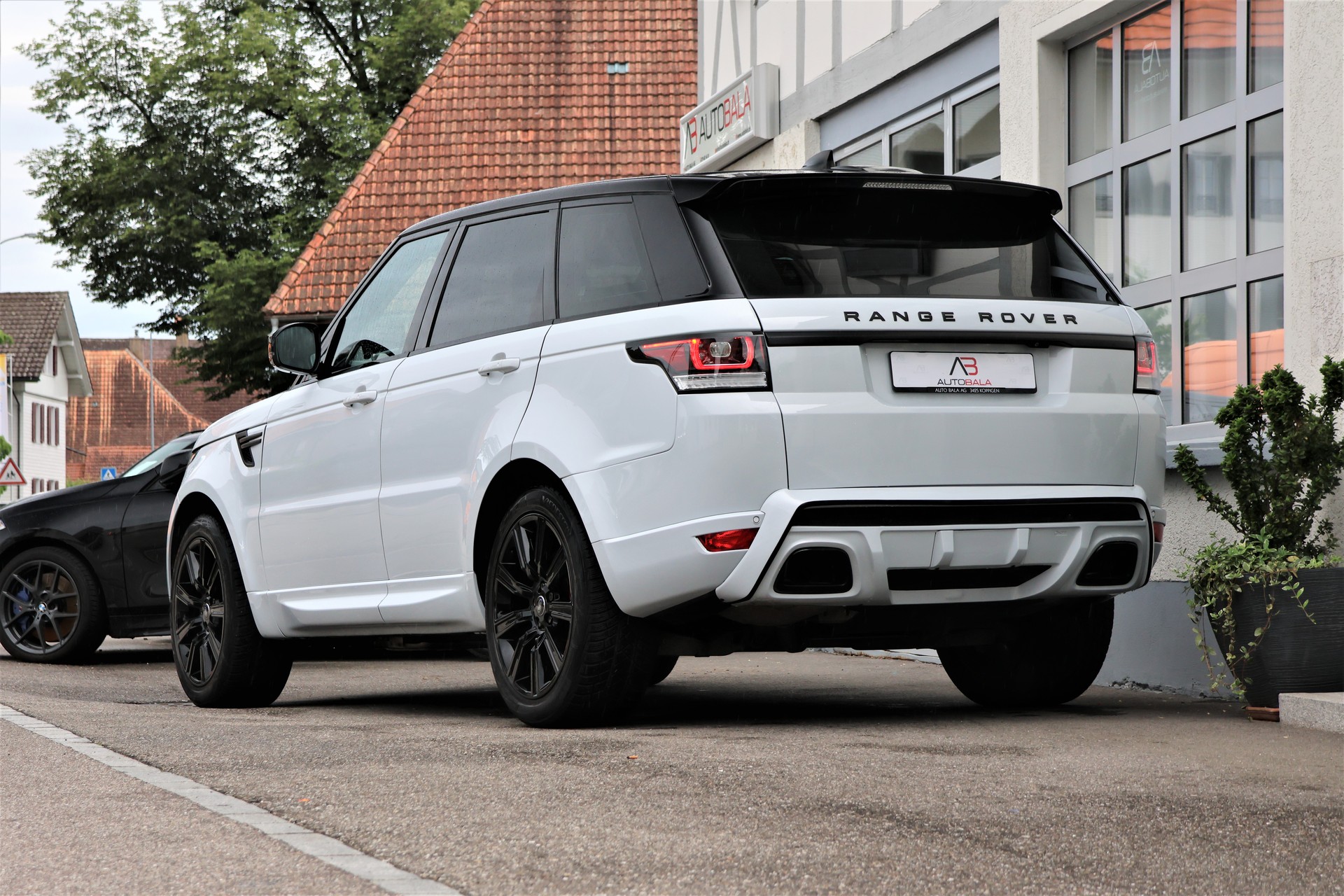 LAND ROVER Range Rover Sport 3.0 SDV6 HSE Dynamic Automatic + 3.5T AHK-showroom-element-2
