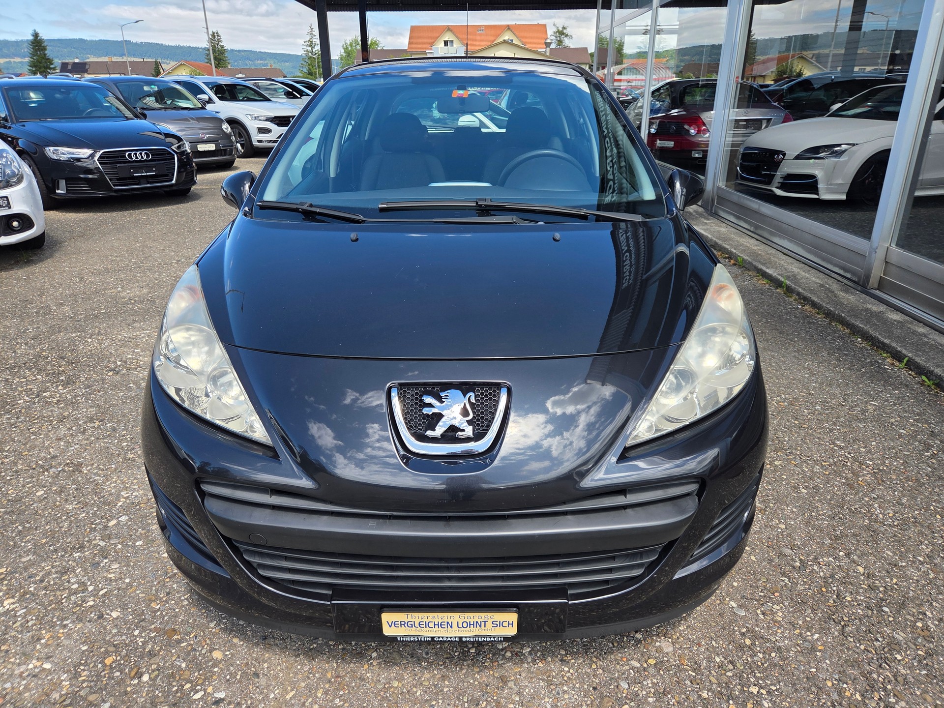 PEUGEOT 207 1.4 16V Trendy Clim-showroom-element-1