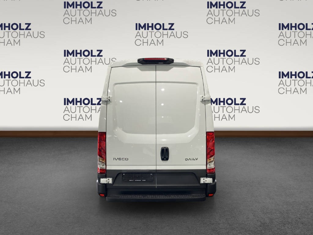 IVECO Daily 35S14A8V Kastenwagen 3520L H1.9 Professional-showroom-element-3
