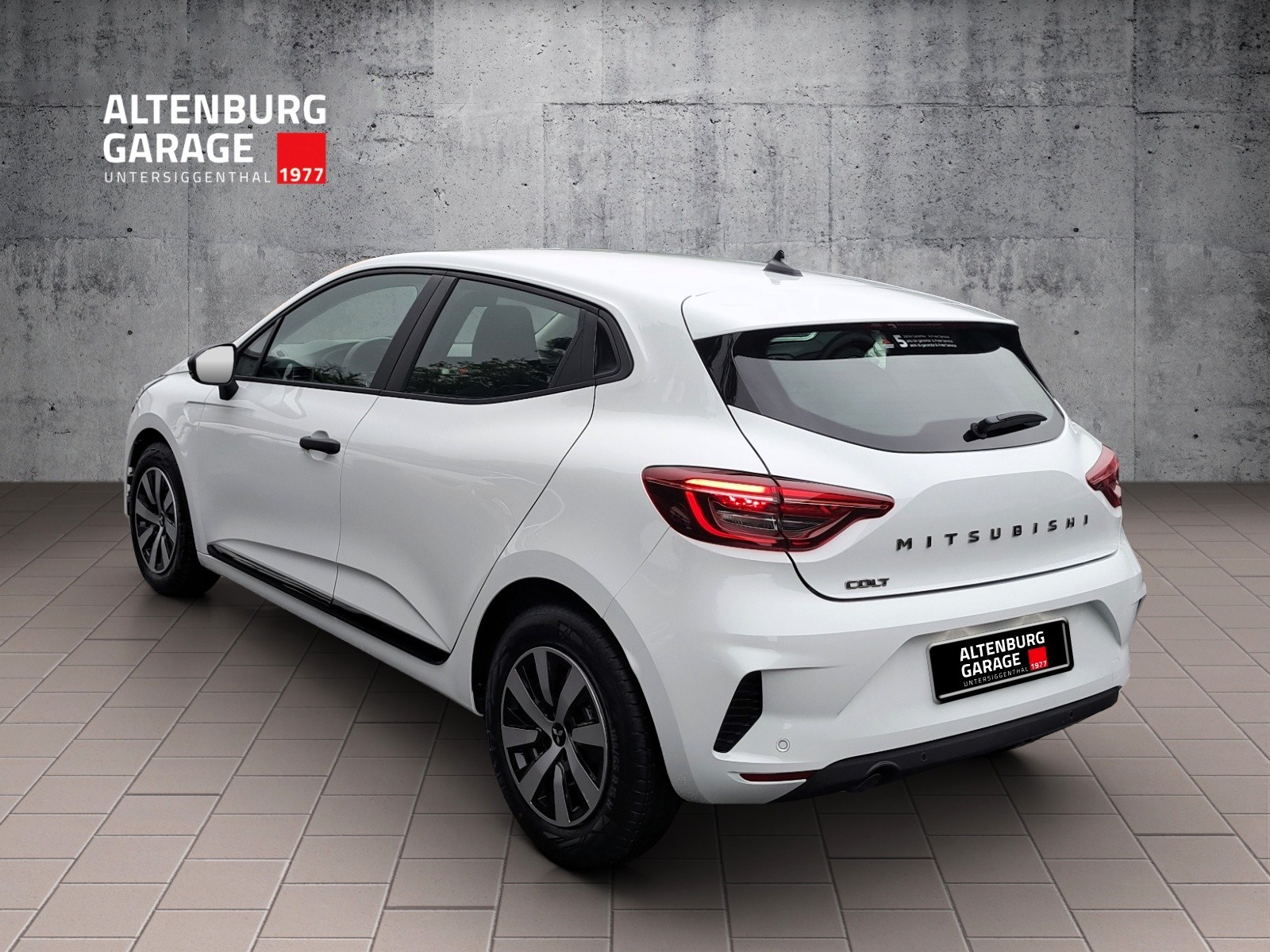MITSUBISHI Colt 1.0 Inform Man.-showroom-element-2
