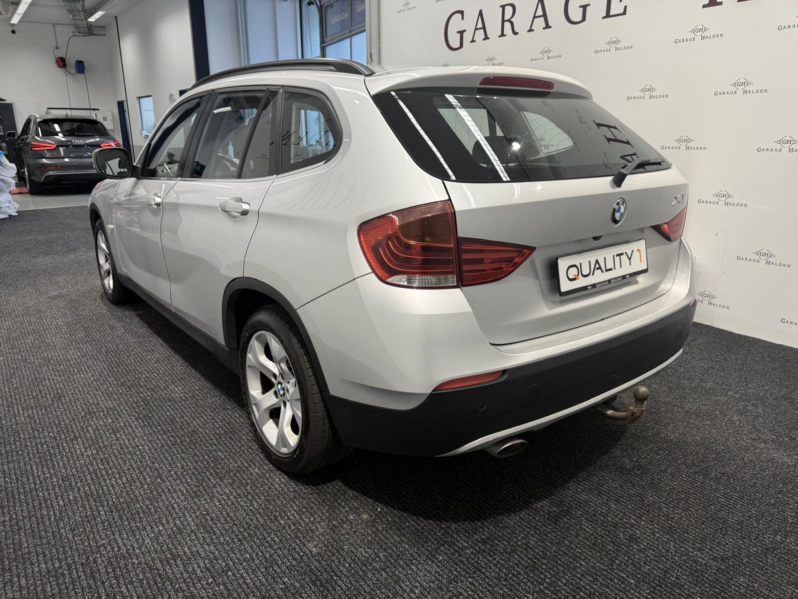 BMW X1 23d xDrive-showroom-element-3