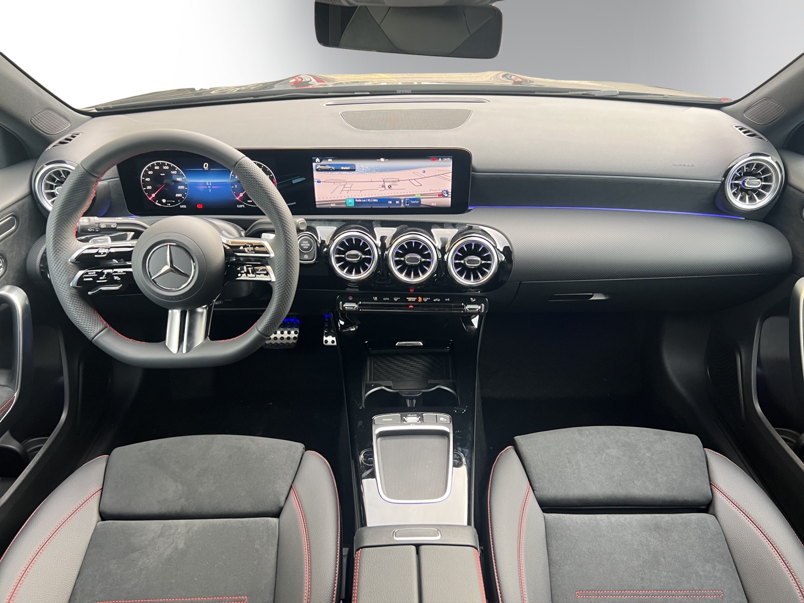 Image MERCEDES-BENZ A-200 A 200 Night Star 7G-DCT