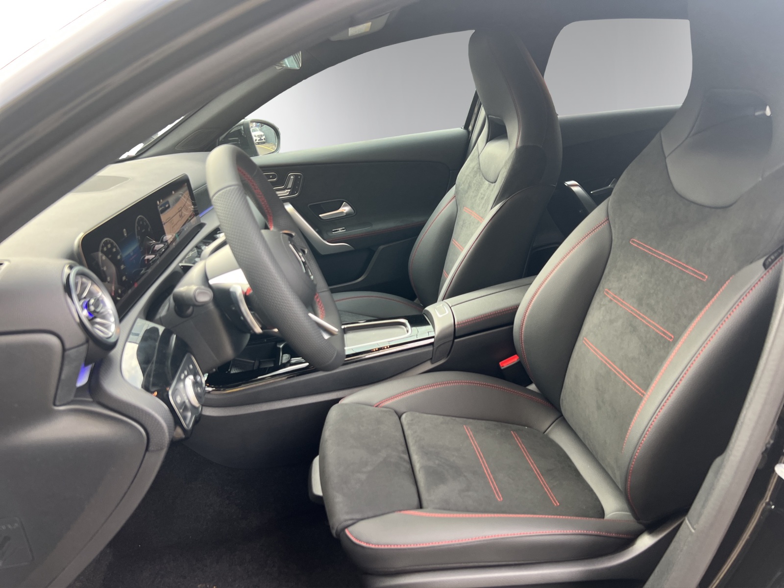 Image MERCEDES-BENZ A-200 A 200 Night Star 7G-DCT