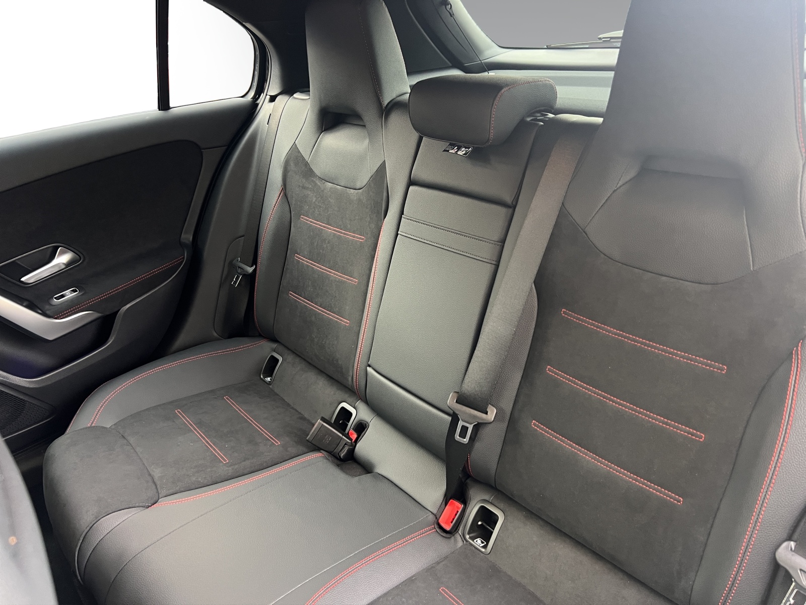 Image MERCEDES-BENZ A-200 A 200 Night Star 7G-DCT