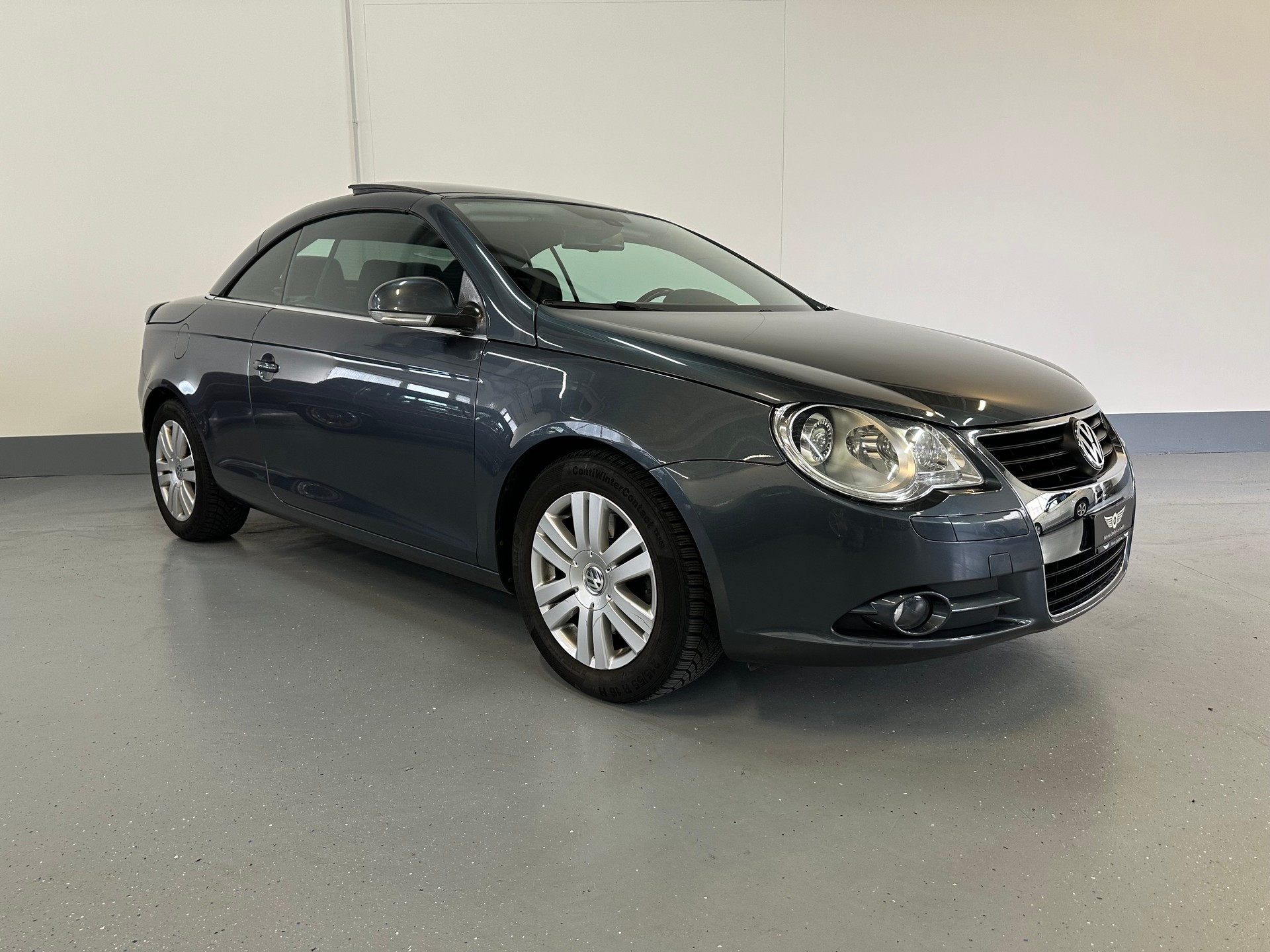 VW Eos 2.0 TDI-showroom-element-3