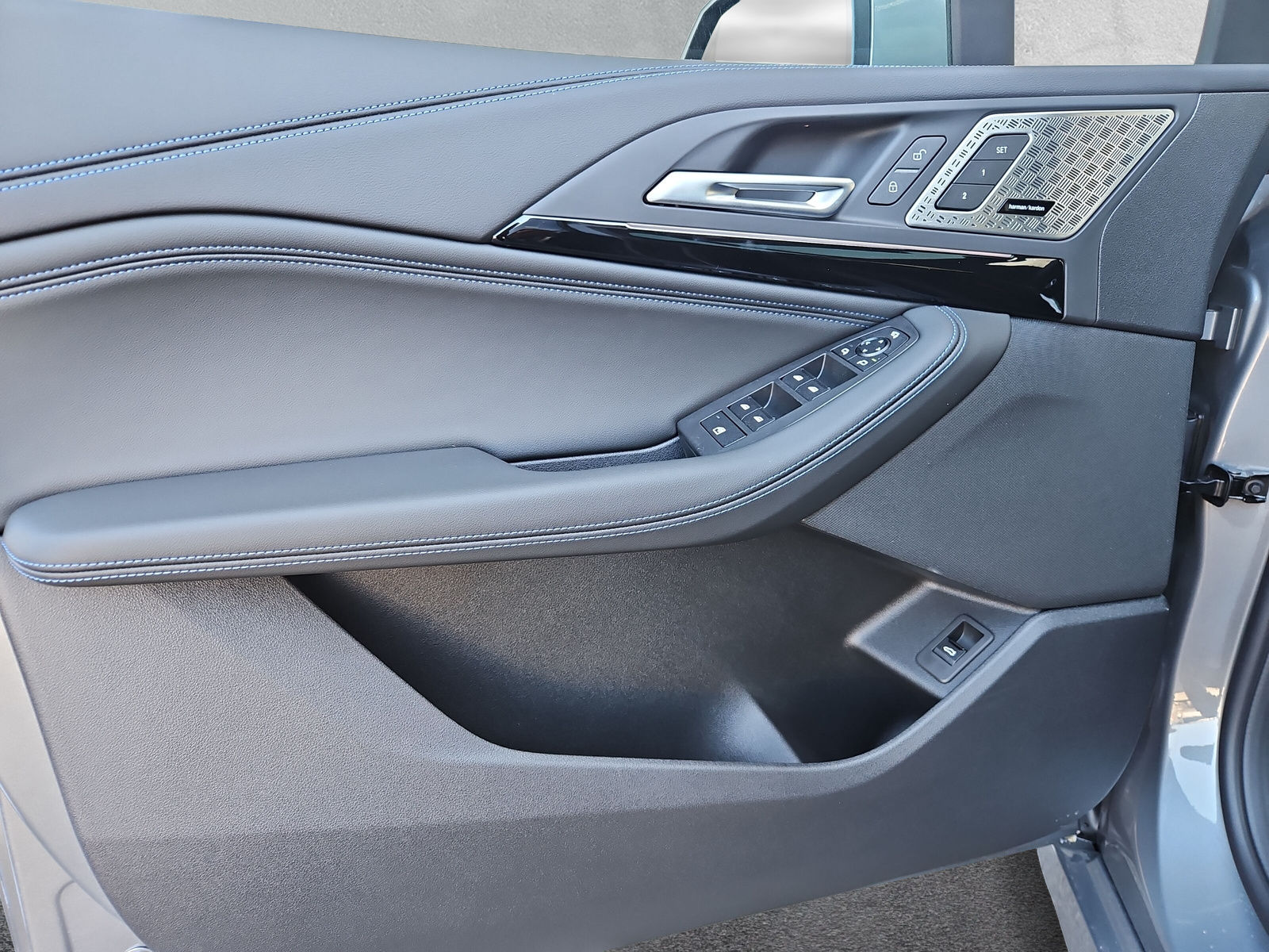 BMW 223i Active Tourer xDrive DKG-image-16