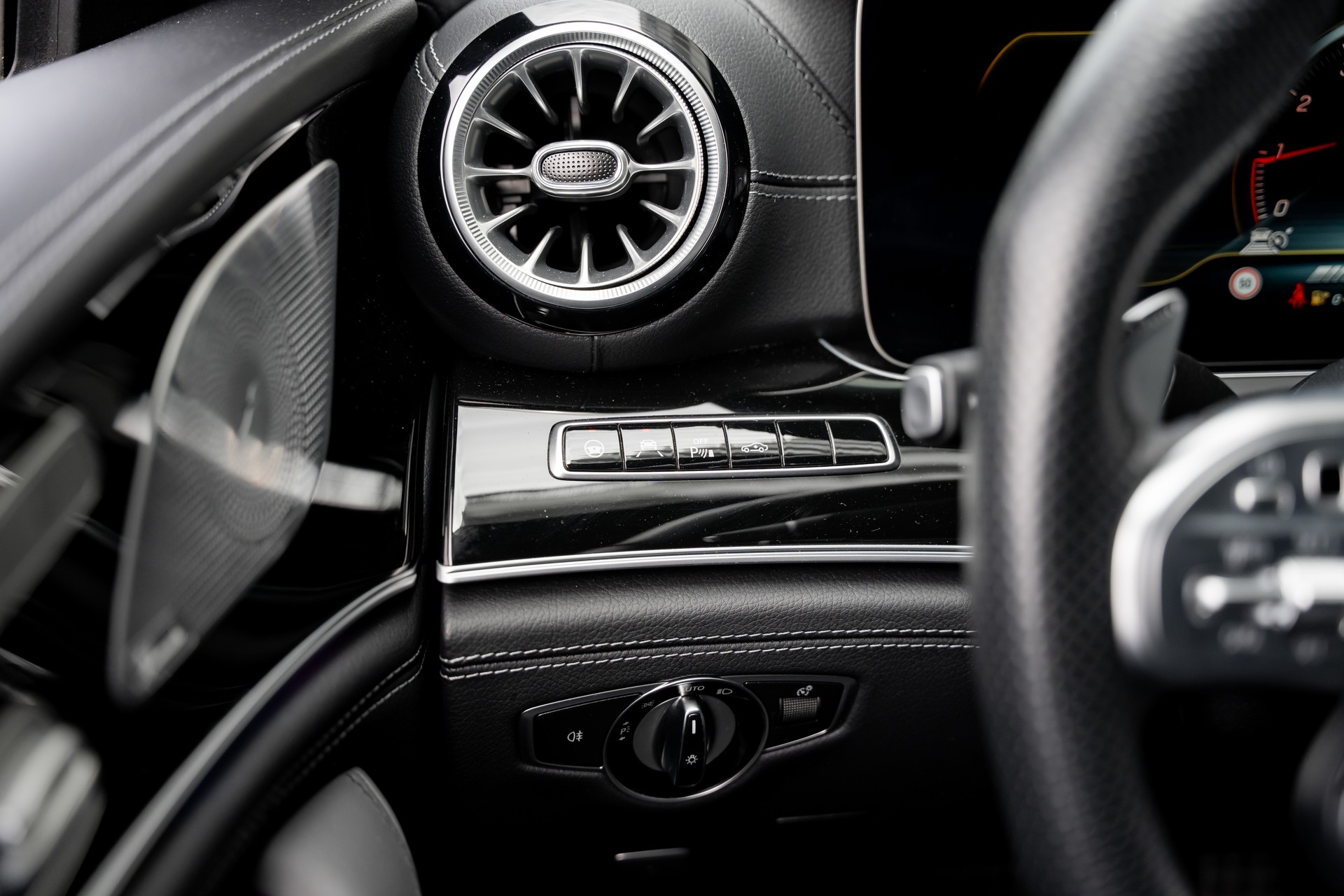 MERCEDES-BENZ AMG GT 4 63 S 4Matic+ Speedshift MCT-image-19