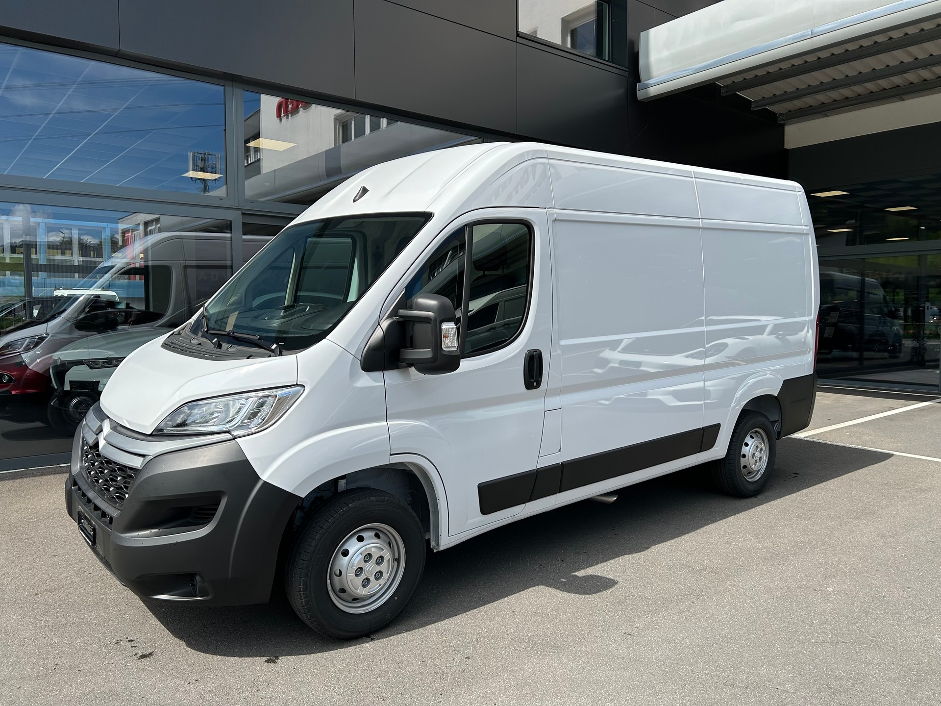 CITROEN Jumper 33 2.2 BlueHDi 120 L2H2-showroom-element-1