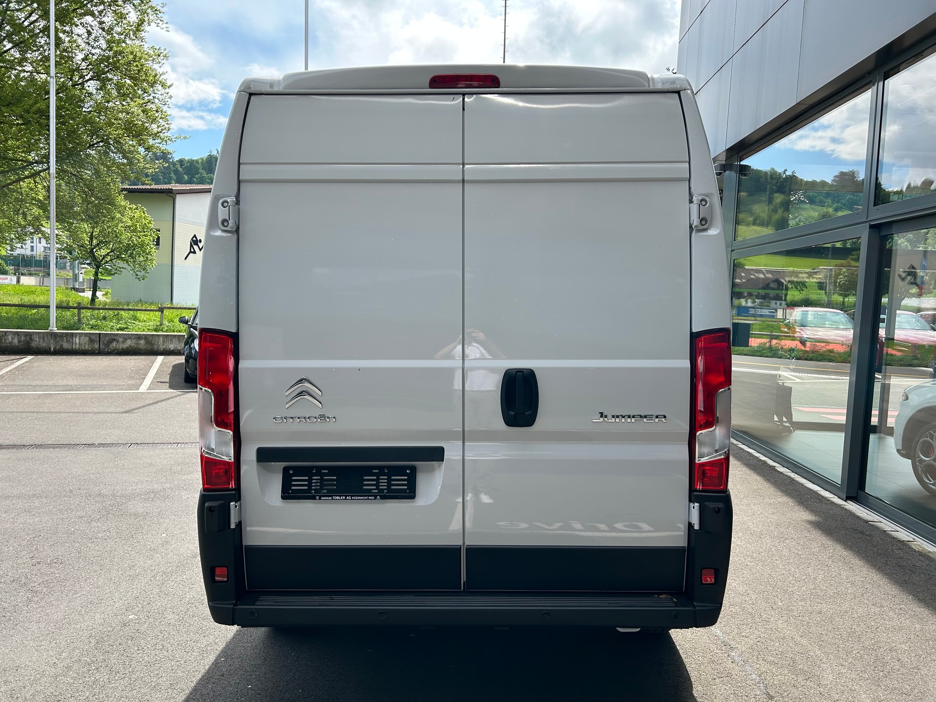 CITROEN Jumper 33 2.2 BlueHDi 120 L2H2-image-10