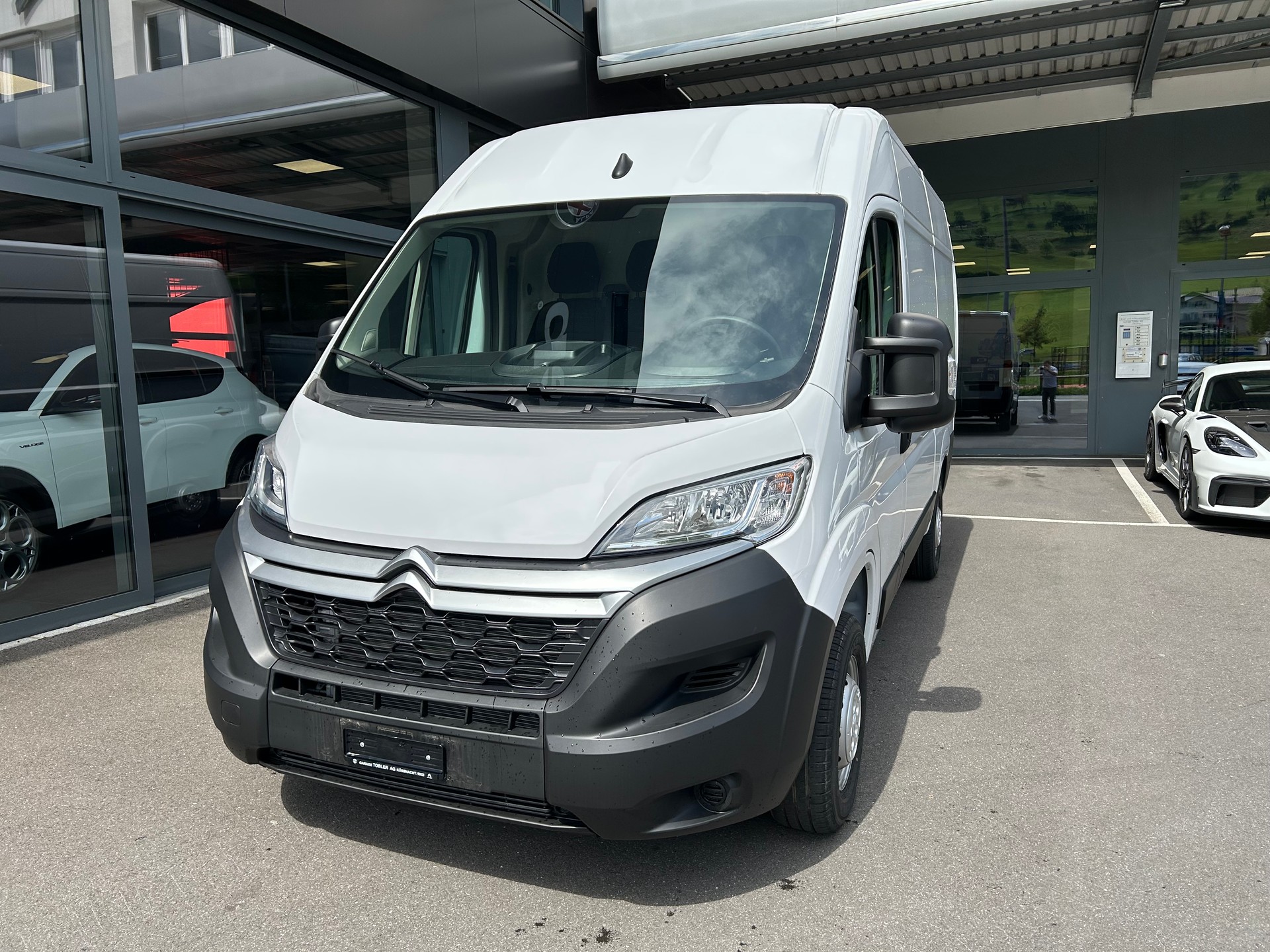 CITROEN Jumper 33 2.2 BlueHDi 120 L2H2-image-20