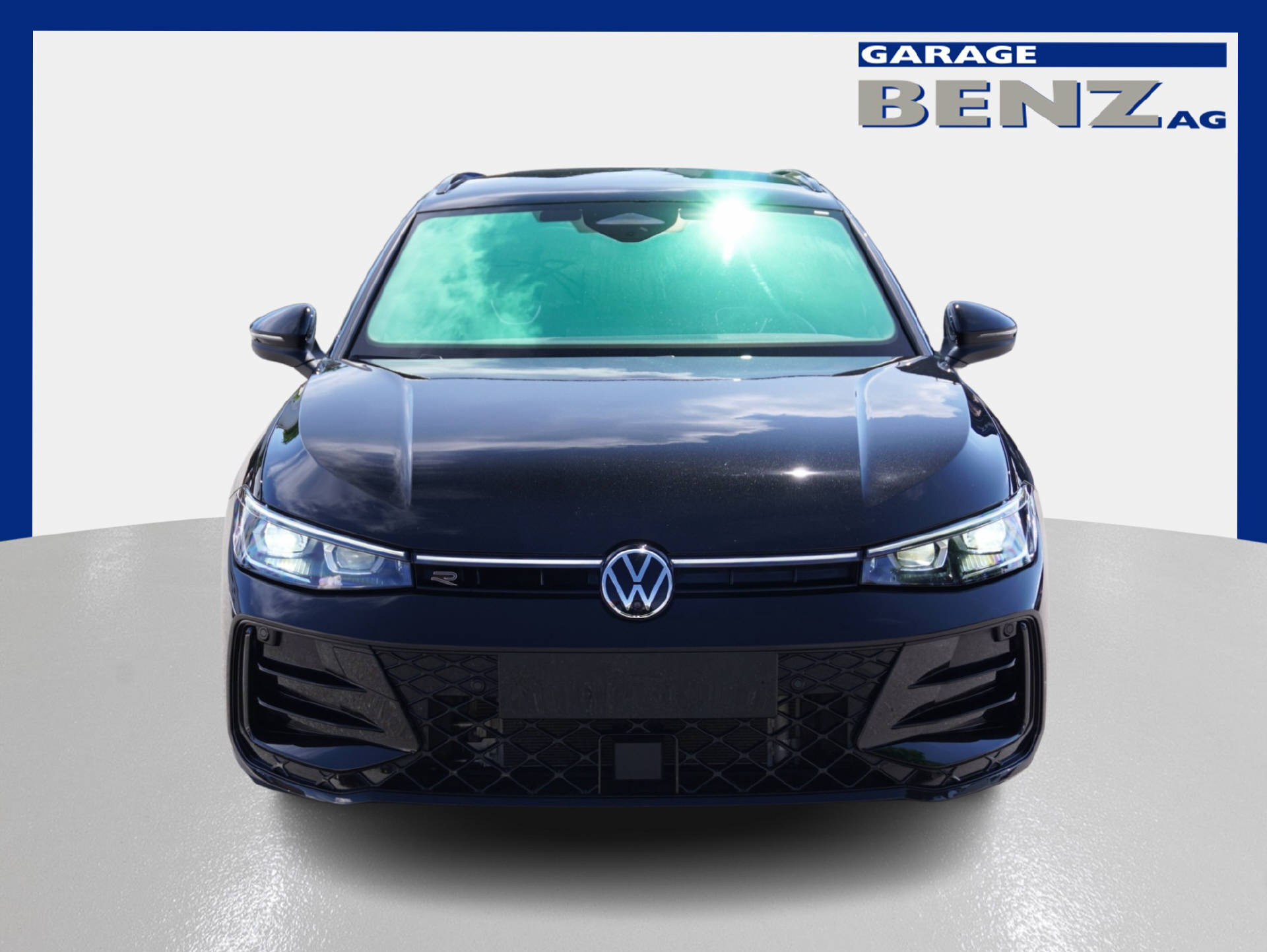 VW Passat Variant 2.0 TDI R-Line DSG 4motion-showroom-element-1