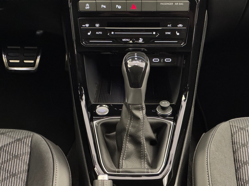 T-Cross 1.5 TSI R-Line DSG