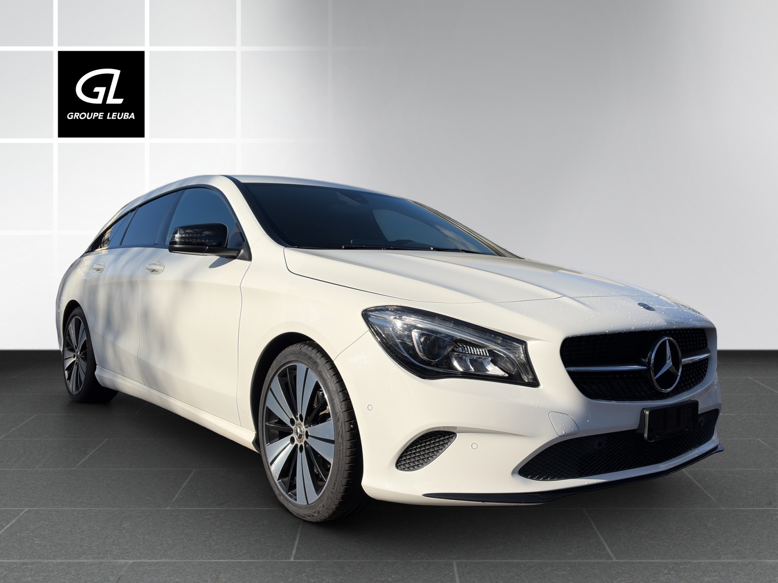 Photo MERCEDES-BENZ CLA-200 CLA 200 d Night Star