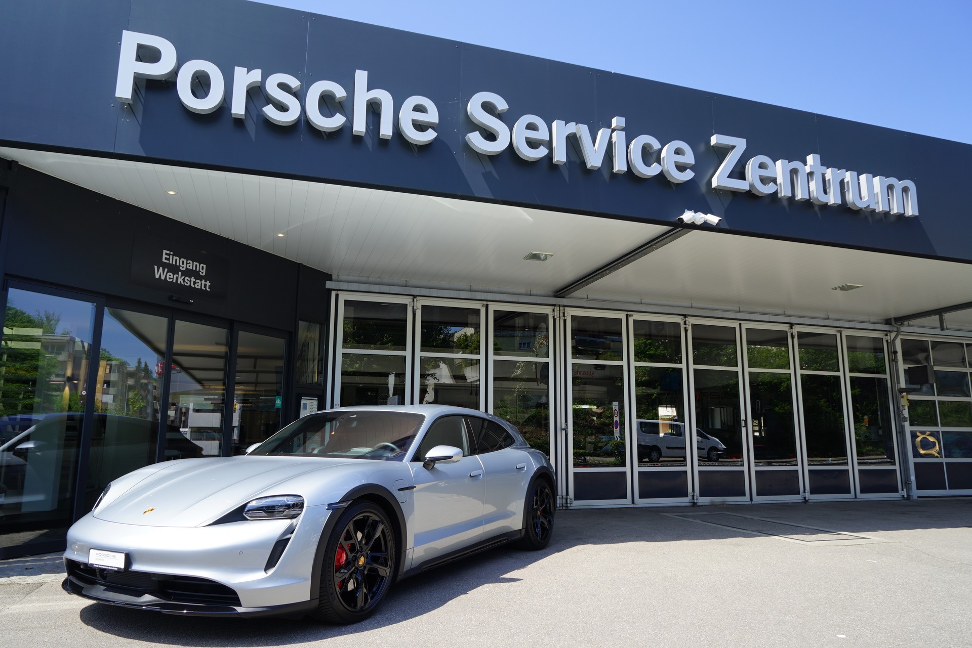 PORSCHE Taycan 4S Cross Turismo