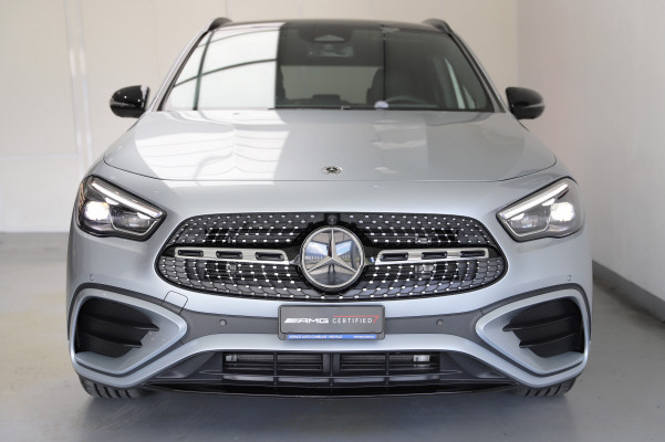 Image MERCEDES-BENZ GLA-220 GLA 220d 4Matic 8G-DCT