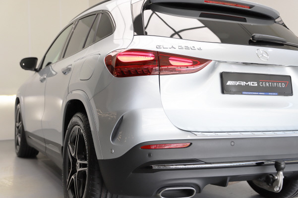 Image MERCEDES-BENZ GLA-220 GLA 220d 4Matic 8G-DCT