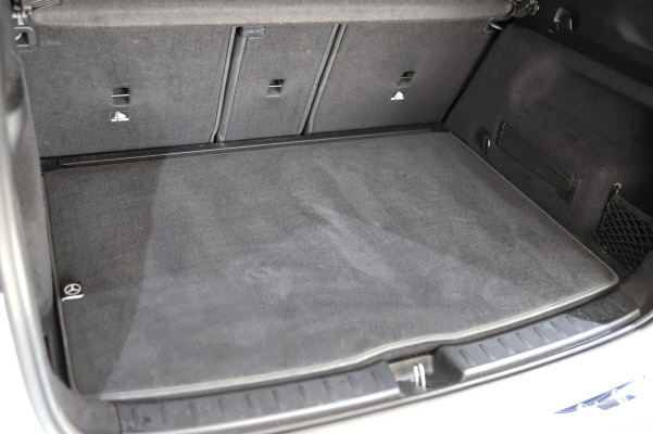 Image MERCEDES-BENZ GLA-220 GLA 220d 4Matic 8G-DCT