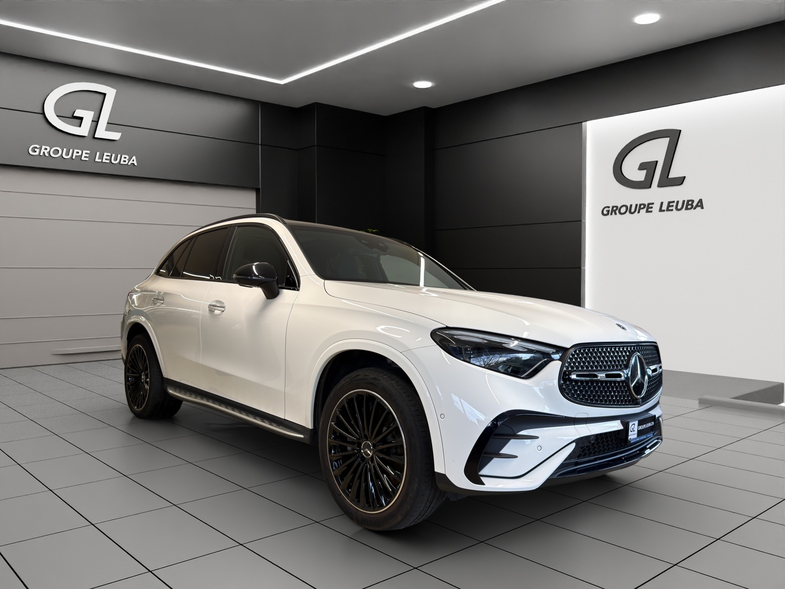 Photo MERCEDES-BENZ GLC-300 GLC 300 e AMG Line Plus 4Matic 9G-Tronic