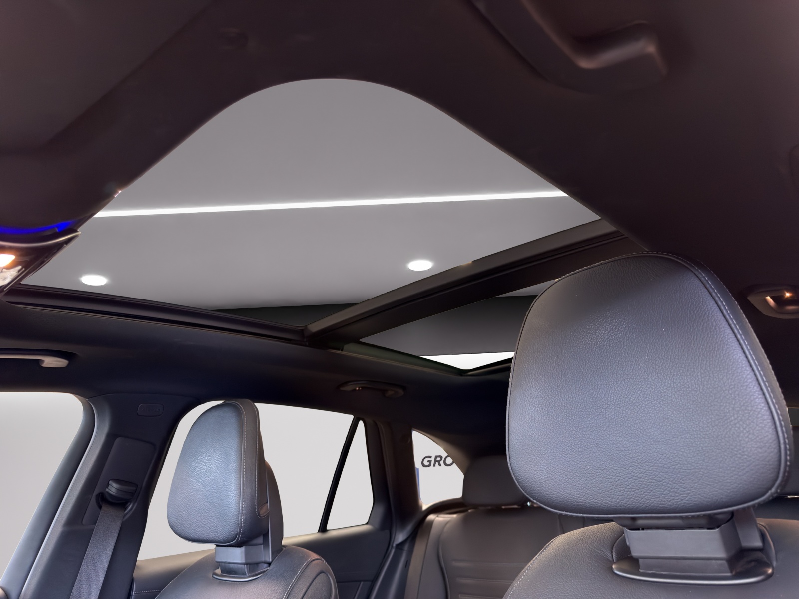 Image MERCEDES-BENZ GLC-300 GLC 300 e AMG Line Plus 4Matic 9G-Tronic