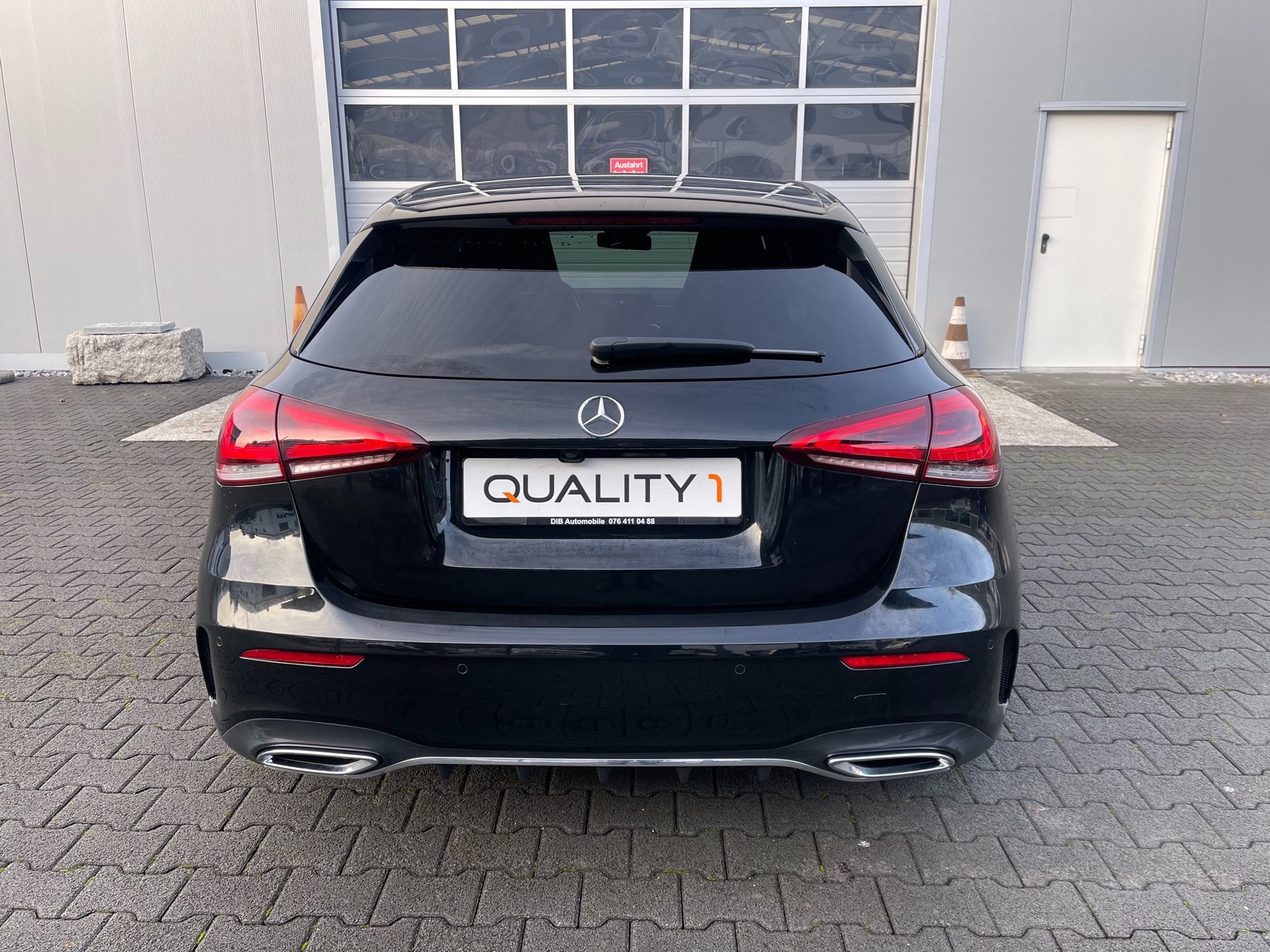 MERCEDES-BENZ A 200 AMG Line 7G-DCT*TOP ZUSTAND*-showroom-element-2