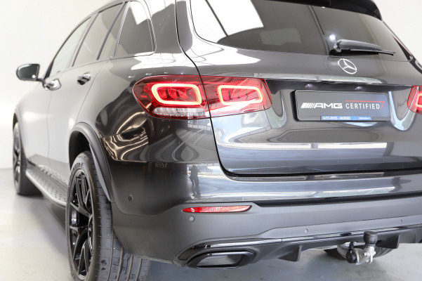 MERCEDES-BENZ GLC 300 e AMG Line 4Matic-showroom-element-3