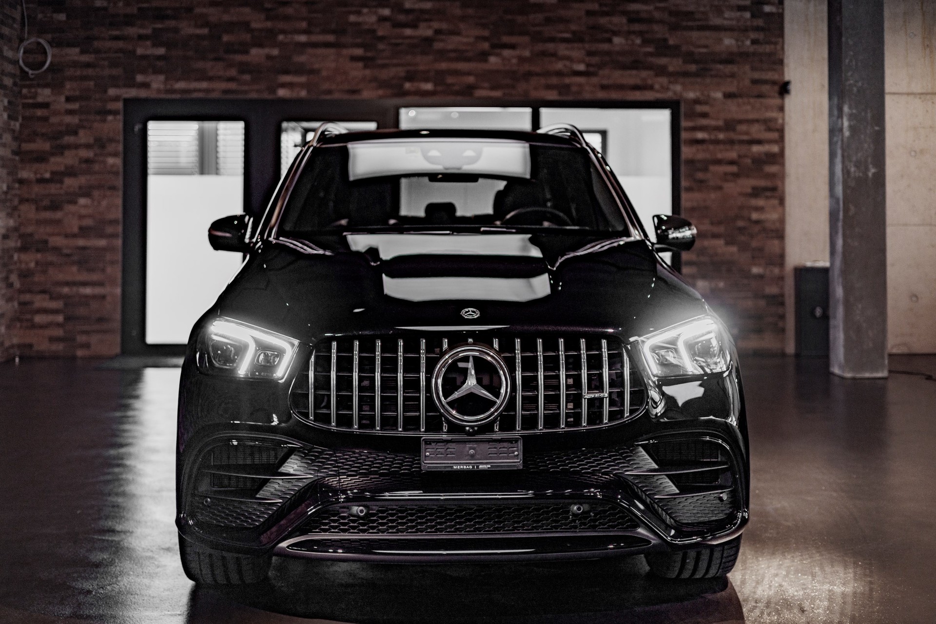 MERCEDES-BENZ GLE 63 S AMG 4Matic+ 9G-Speedshift-image-2