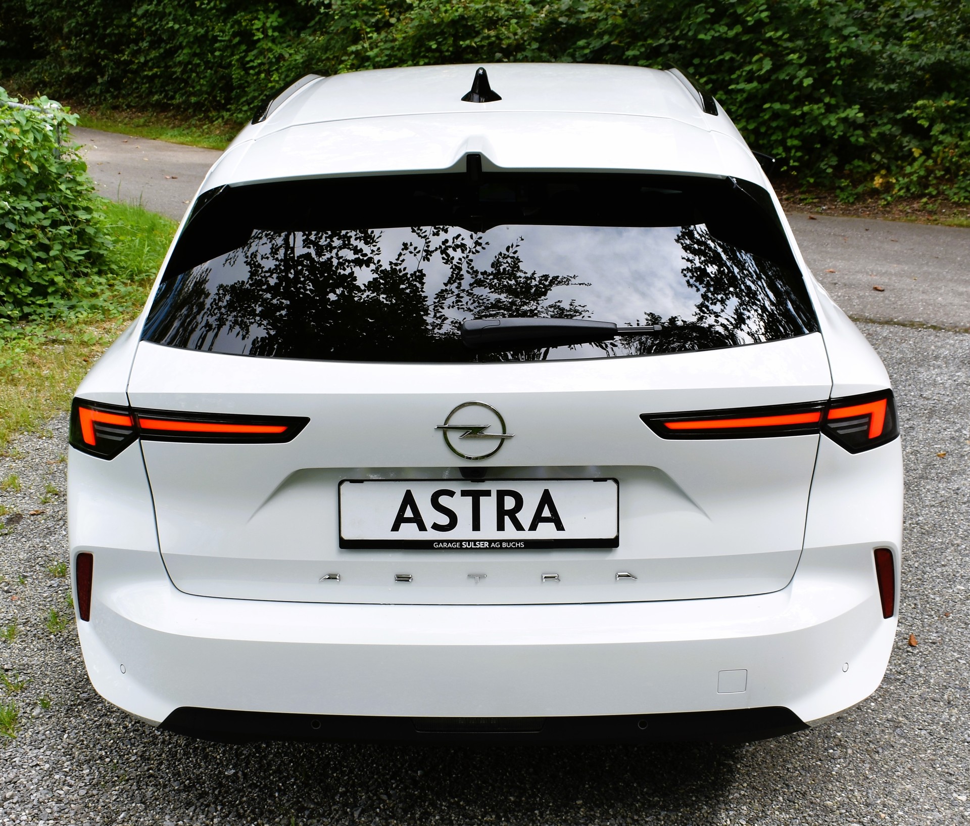 OPEL Astra Sports Tourer 1.2i Turbo Edition A-showroom-element-3