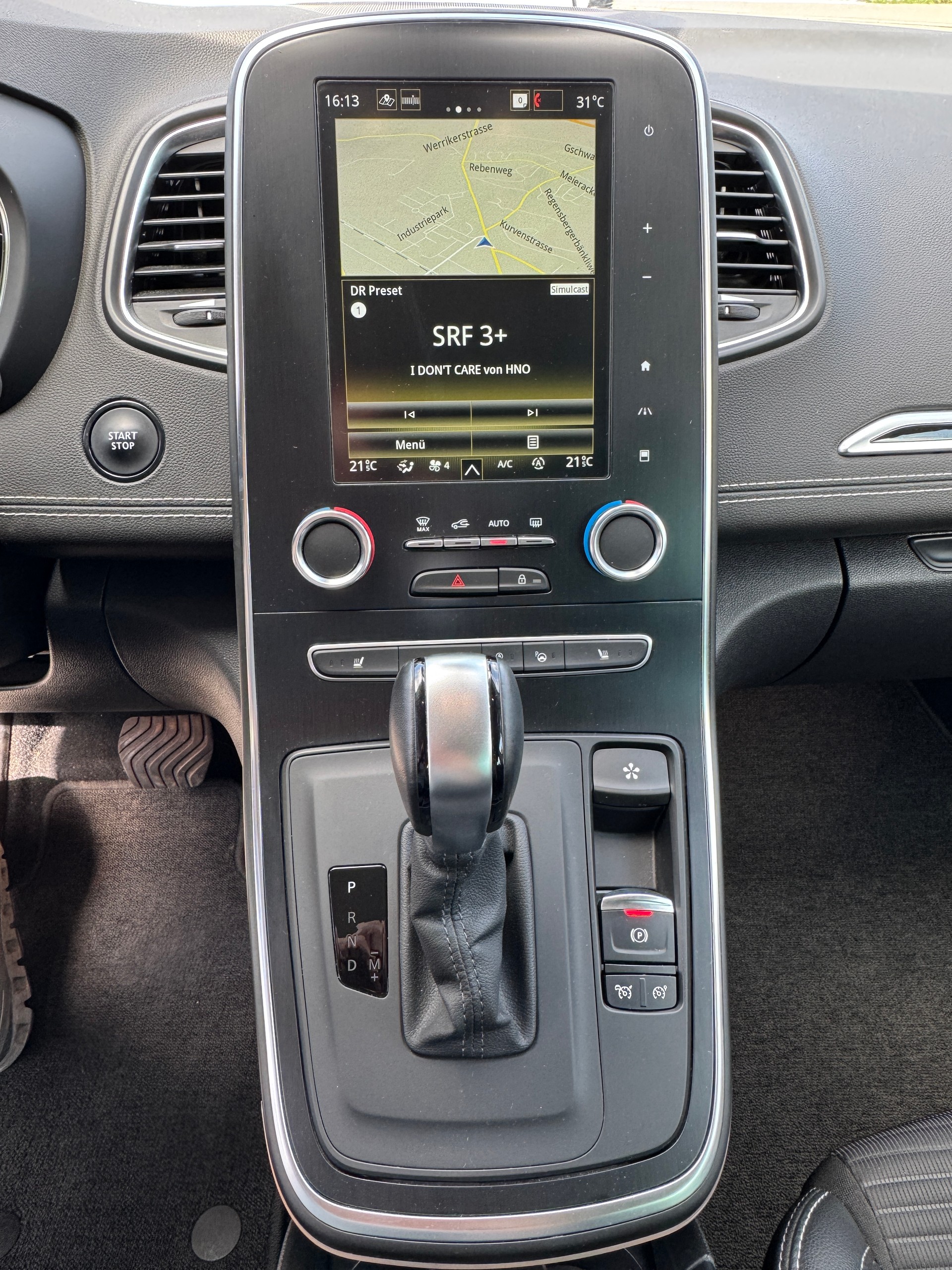 RENAULT Grand Scénic 1.8 dCi Intens EDC-image-16
