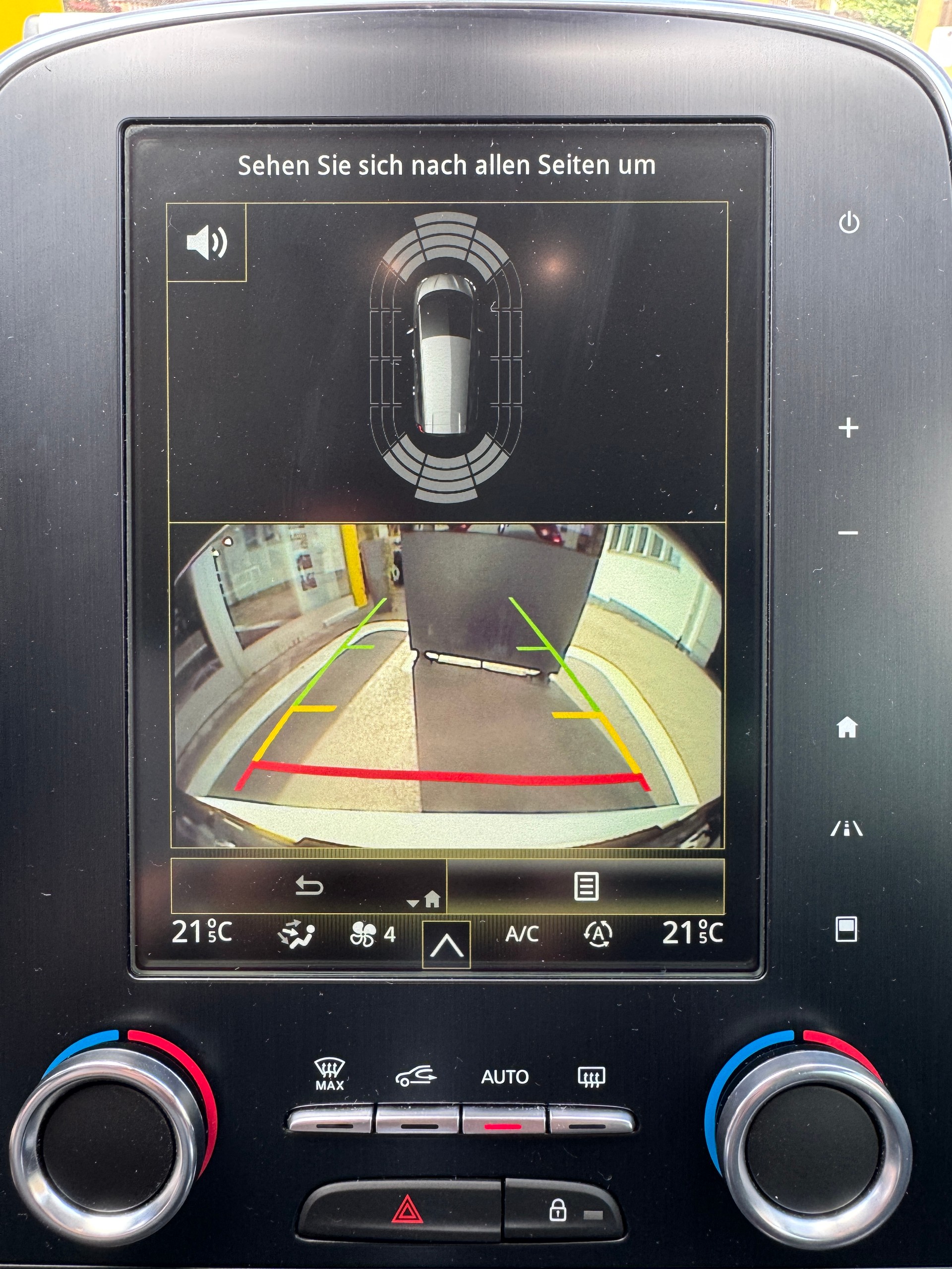 RENAULT Grand Scénic 1.8 dCi Intens EDC-image-17