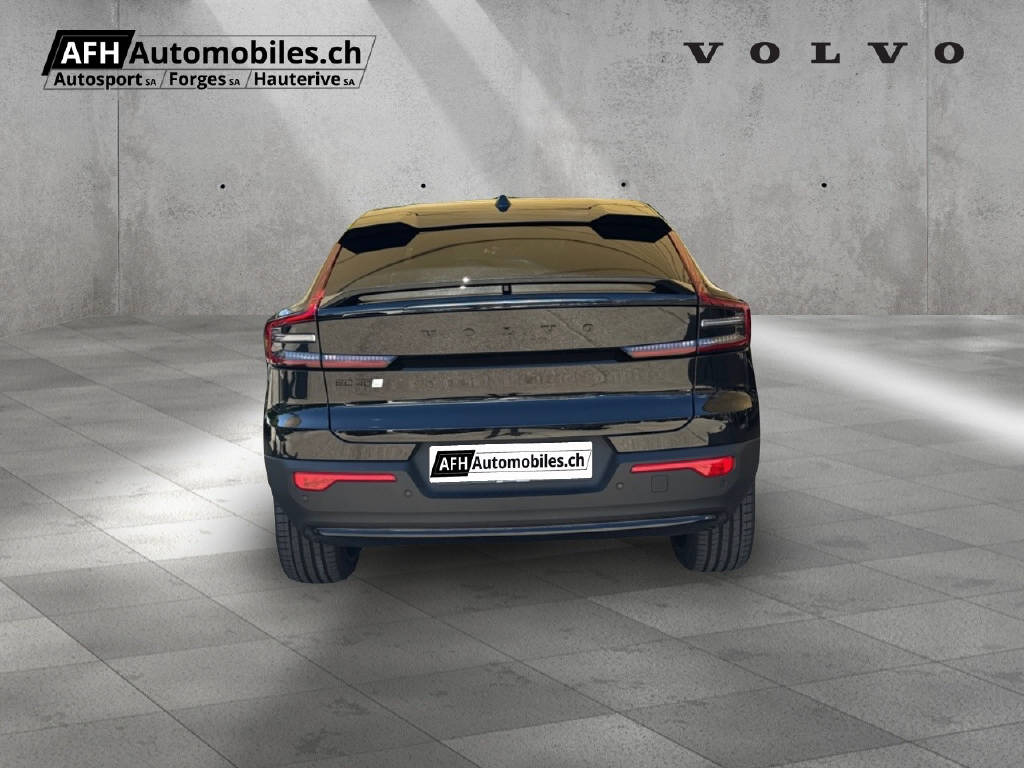 VOLVO EC40 Twin Performance Black Ed-showroom-element-3