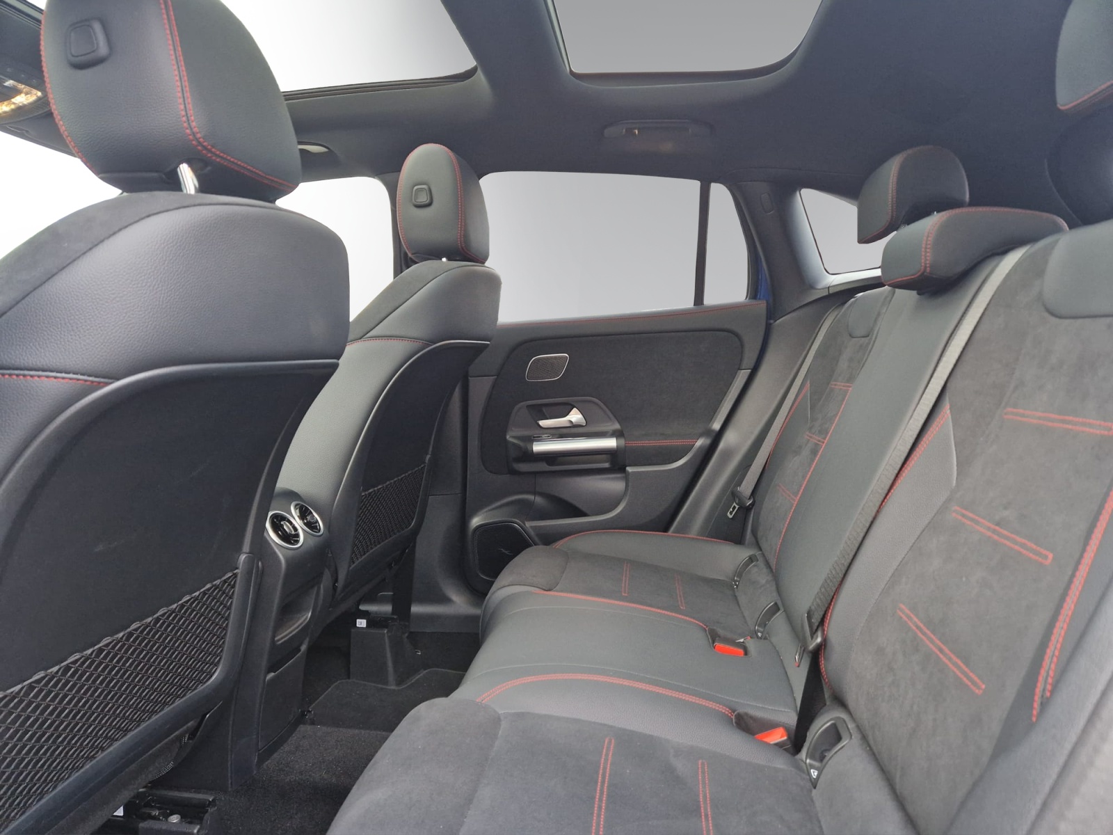 Image MERCEDES-BENZ GLA-220 GLA 220 4Matic 8G-DCT