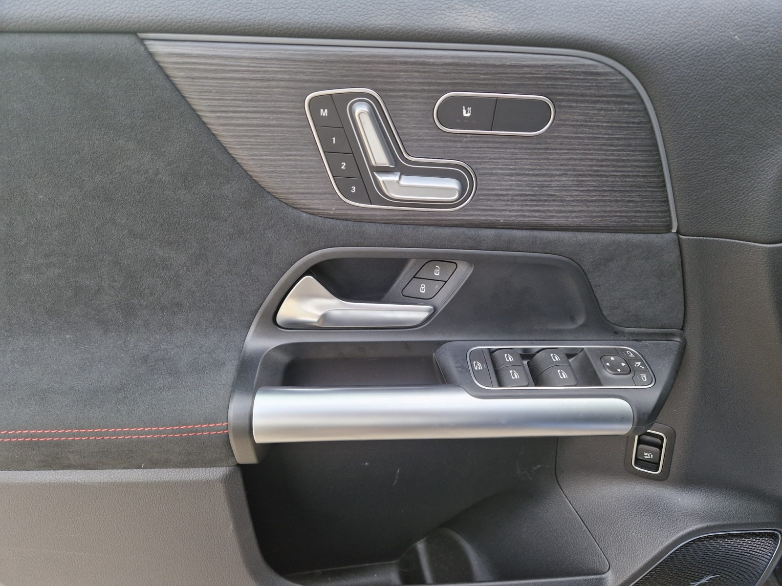 Image MERCEDES-BENZ GLA-220 GLA 220 4Matic 8G-DCT