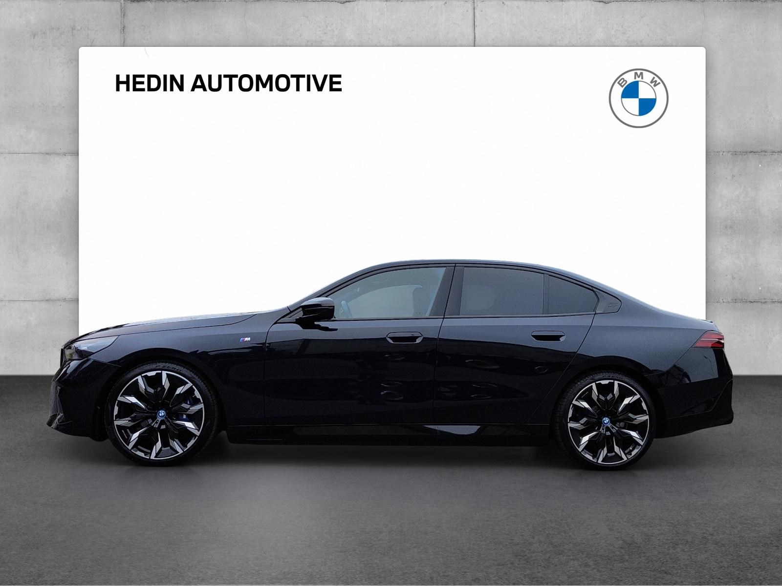 BMW i5 M60 xDrive-showroom-element-1