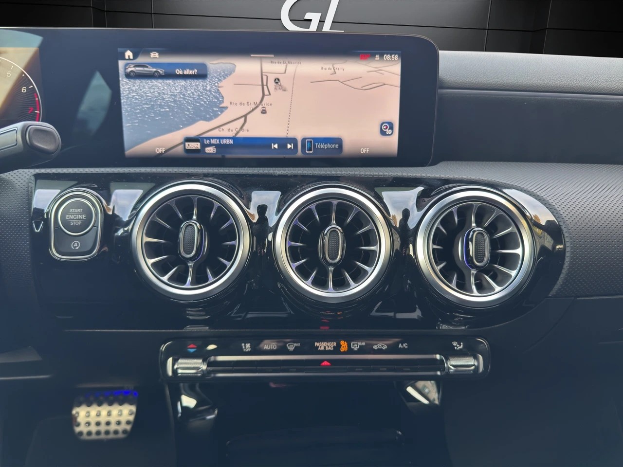 Image MERCEDES-BENZ A-200 A 200 Night Star 7G-DCT