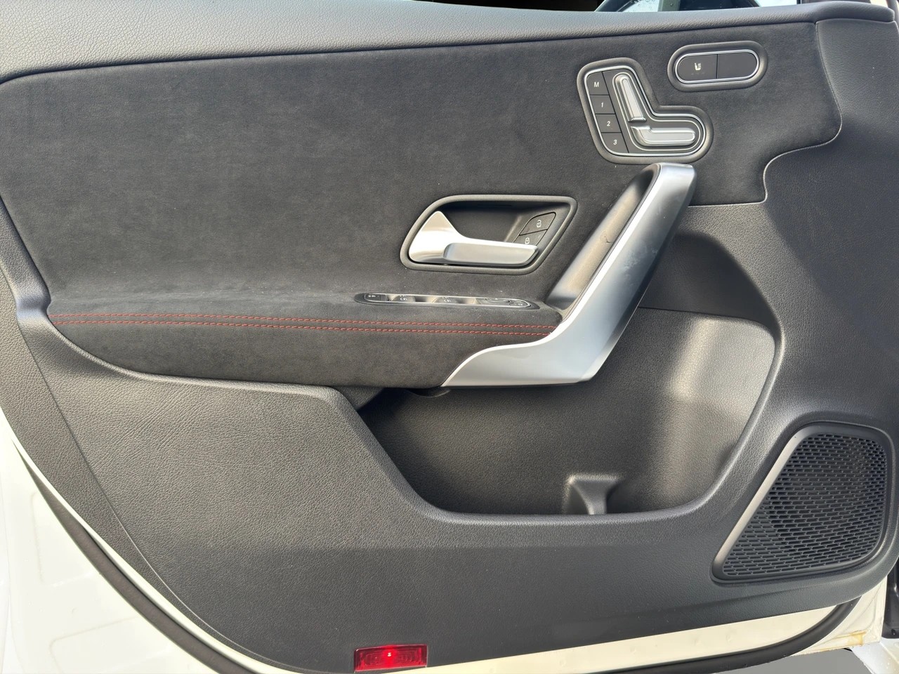 Image MERCEDES-BENZ A-200 A 200 Night Star 7G-DCT