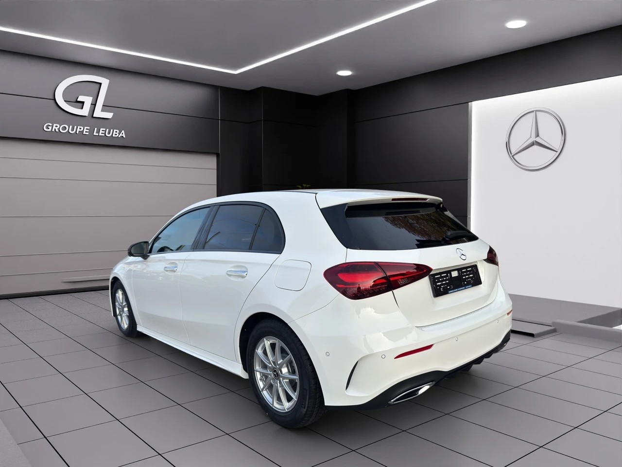 Image MERCEDES-BENZ A-200 A 200 Night Star 7G-DCT