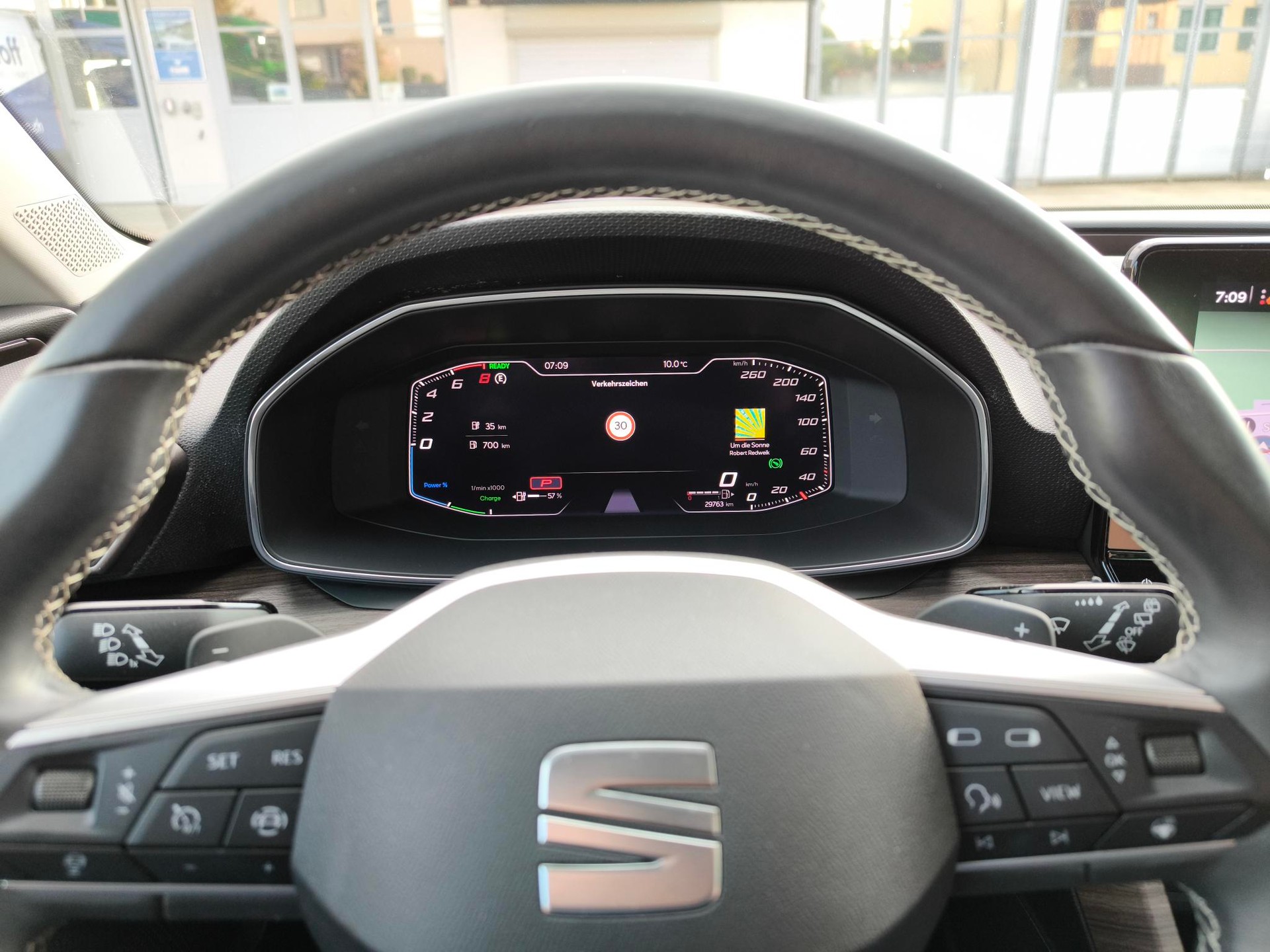 SEAT Leon ST 1.4 eHybrid pHEV Xcellence-image-4