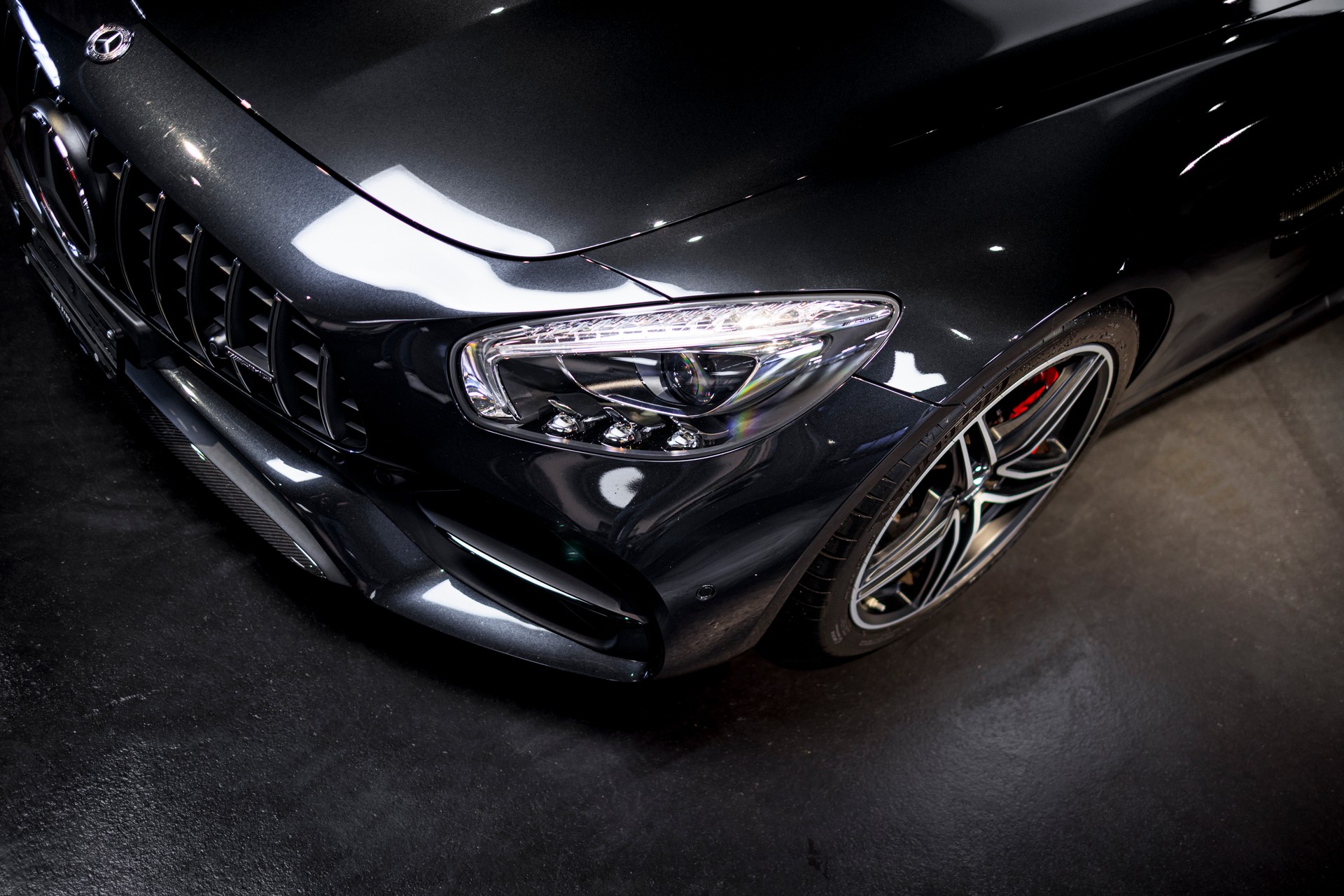 MERCEDES-BENZ AMG GT C Roadster Speedshift DCT-image-3