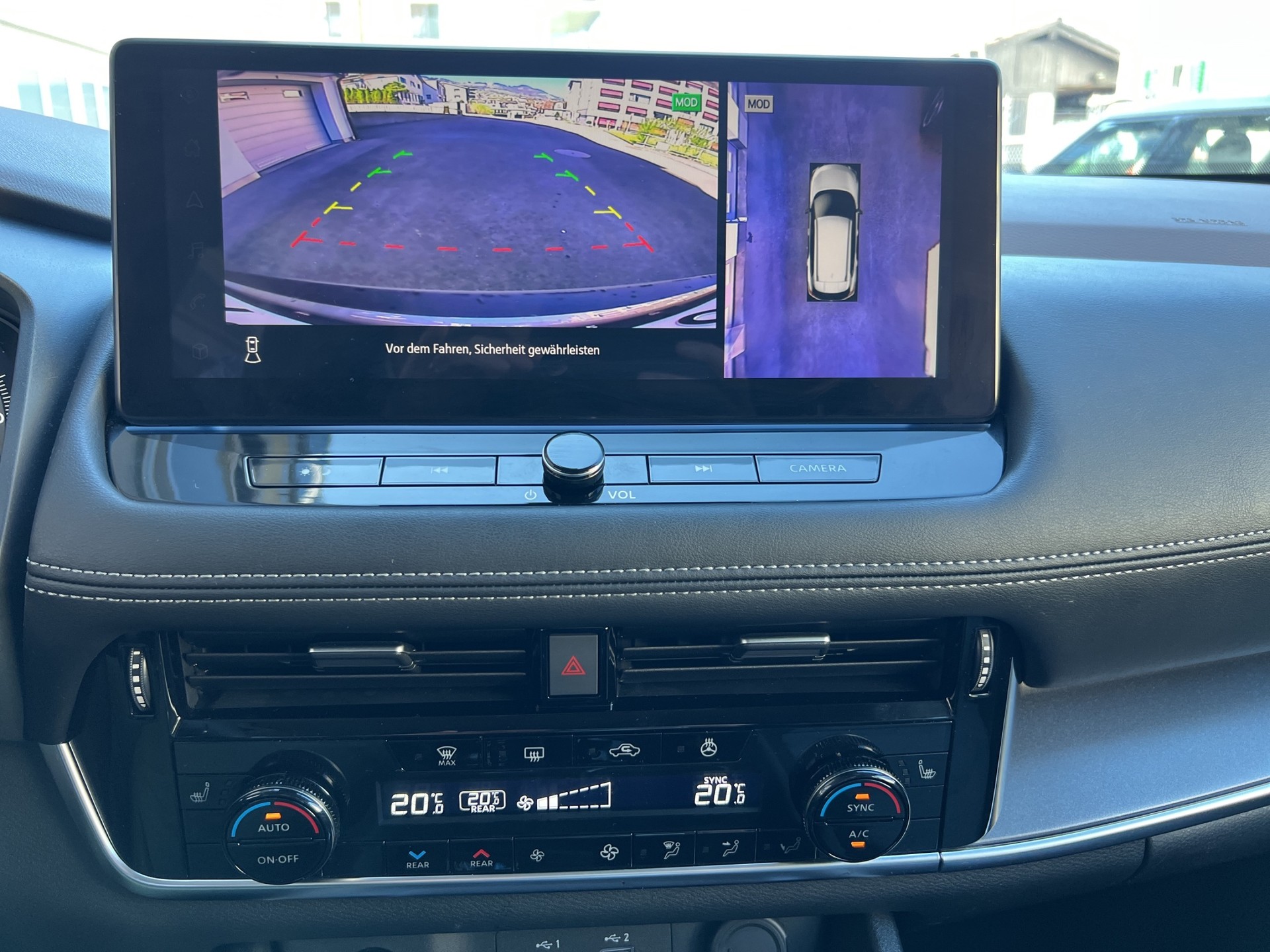 NISSAN X-Trail 1.5 VC-T e-Power 4WD 7 Sitze N-Connecta-image-17