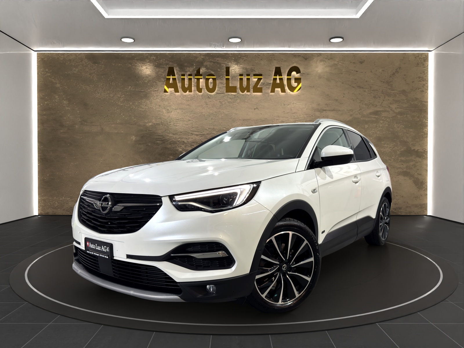 OPEL Grandland X 1.6 Hybrid4 Ultimate Automatik
