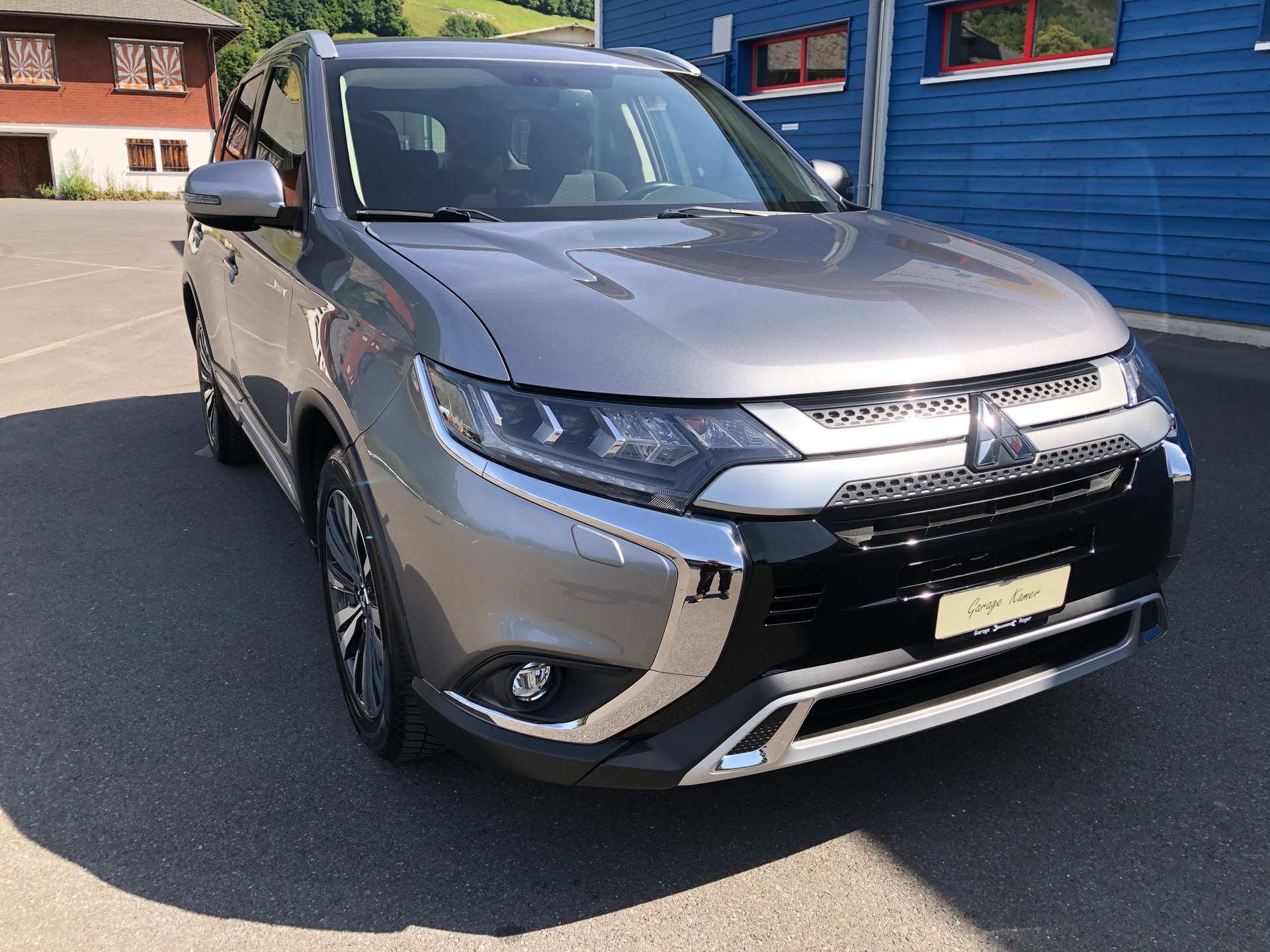MITSUBISHI Outlander 2.0 Value 4WD CVT