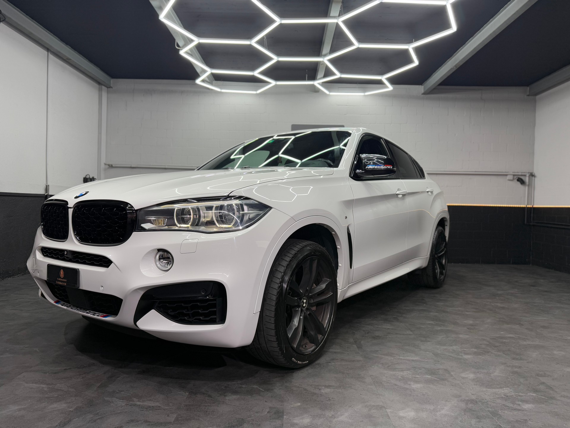 BMW X6 M50d Steptronic-showroom-element-2
